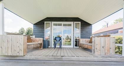 Glamping with Veranda Over Water