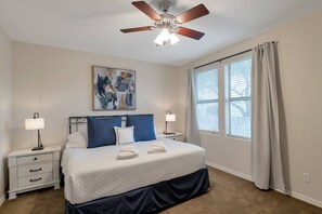 2 bedrooms, iron/ironing board, free WiFi