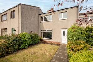 Exterior - James Robb Avenue (No 4) (St Andrews)