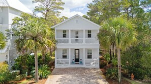 Exterior - Near Inlet Beach Access&Lake Powell, Pool, Patio Lounge | G'Day 30A by AvantStay (Inlet Beach)