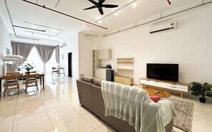 Deluxe Studio Suite, City View | Living area - 3 Towers Jln Ampang by Airhost (Kuala Lumpur)