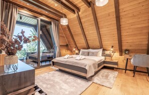 3 Schlafzimmer, Zimmersafe, Bügeleisen/Bügelbrett, Reisekinderbett