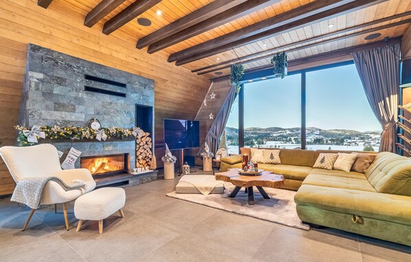 Smart TV, fireplace, foosball