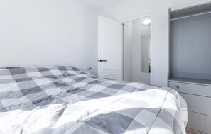 2 多间卧室、免费 WiFi