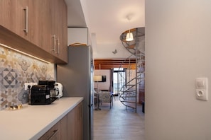Comfort Apartment, Balcony, Sea View | Private kitchen | Highchair