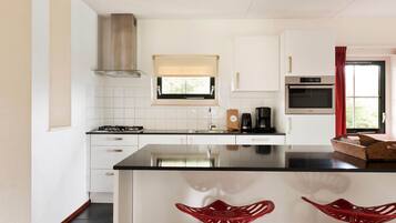 Køleskab, mikrobølgeovn, ovn, opvaskemaskine