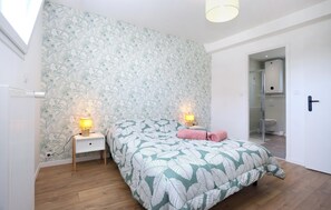 3 Schlafzimmer, Reisekinderbett, kostenloses WLAN