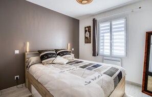 3 soverom, strykejern/-brett, reiseseng for barn og wi-fi (inkludert)