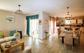 スマートテレビ、ステレオ