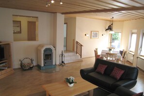 TV connectée, cheminée