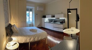 1 chambre, bureau, Wi-Fi, draps fournis