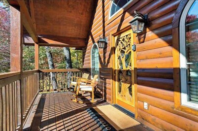 Lovely Cabin near GSMNP & Attractions