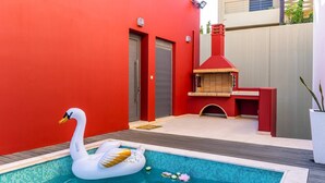 Ferienhaus, 2 Schlafzimmer, eigener Pool, Gartenblick | Pool