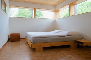 2 bedrooms