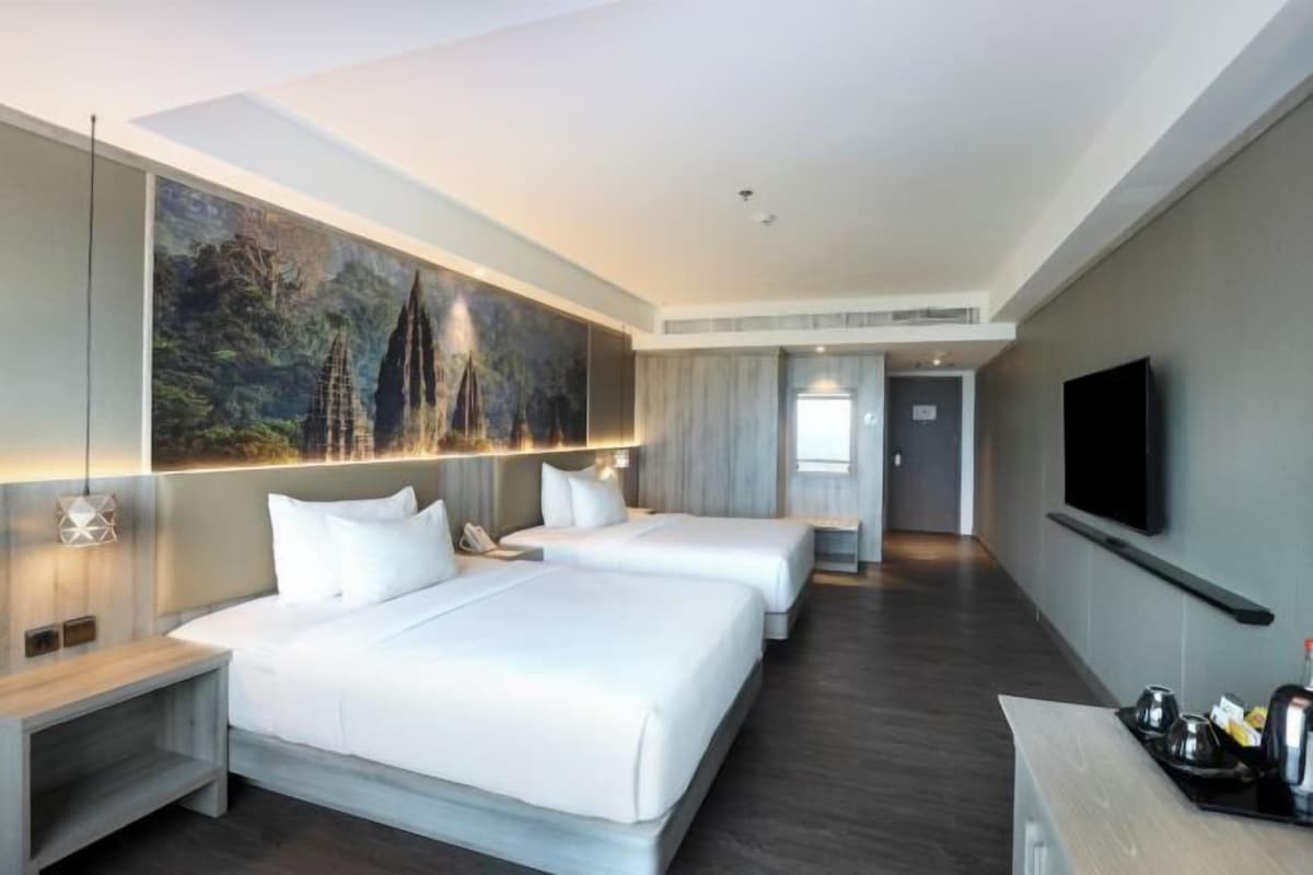 Premium bedding, down comforters, Select Comfort beds, in-room safe