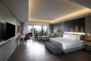 高档床上用品、羽绒被、Select Comfort 床、客房内保险箱