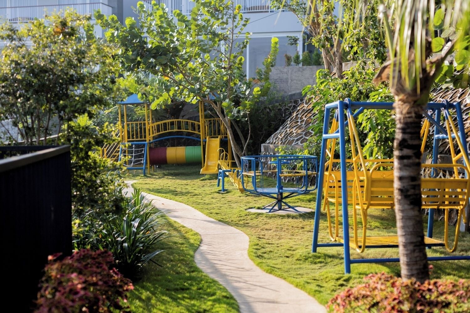 Tempat bermain anak - outdoor