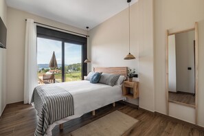 Appartamento, 2 camere da letto, vista mare, piano elevato | Insonorizzazione, ferro/asse da stiro