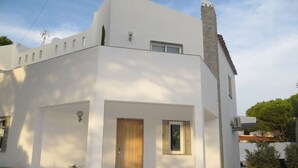 Villa, 5 Bedrooms, Private Pool | Exterior - Luxury Villa With Private Pool Walking Distance to Beach and Marina! (Loulé)