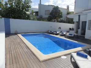 Outdoor pool - Luxury Villa With Private Pool Walking Distance to Beach and Marina! (Loulé)