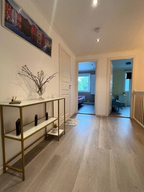 Slaapzaal, 1 slaapkamer, balkon | Interieur