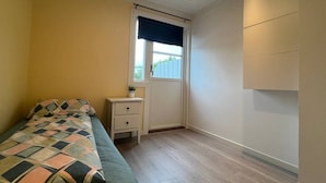 Shared Dormitory, 1 Bedroom, Balcony | 1 bedroom - Room-cozy Urban Single Room (Ålesund)