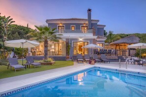 Unclassified image, 4 of 29, button - Marvelous Villa Asturia in Marbella (Marbella)