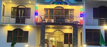 Hotel Golden Peak Sonamarg