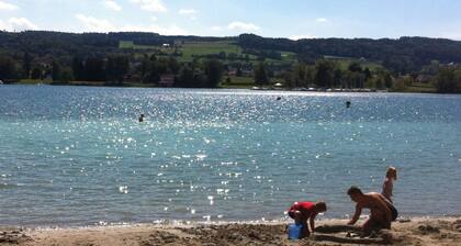 Apartment 'Beni' with Private Terrace, Shared Garden and Wi-Fi