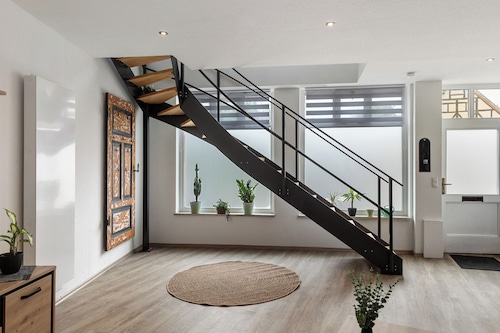 Holiday Home 'Am Nicolaiplatz' with Private Terrace, Private Garden and Wi-Fi