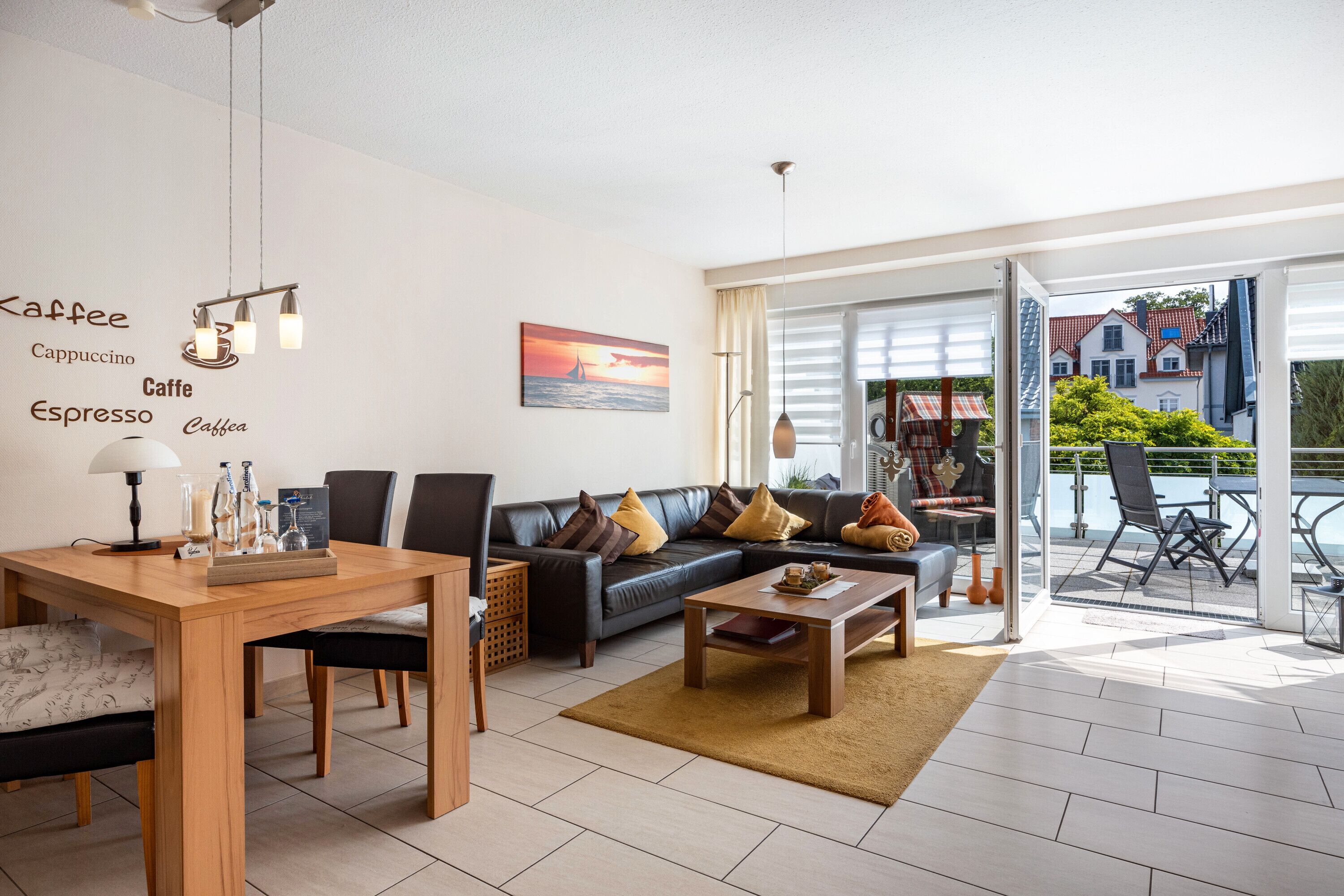 テレビ、DVD プレーヤー