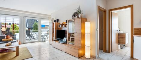 Een televisie en een dvd-speler