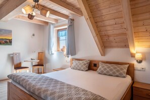 2 quartos, Wi-Fi de cortesia, roupa de cama