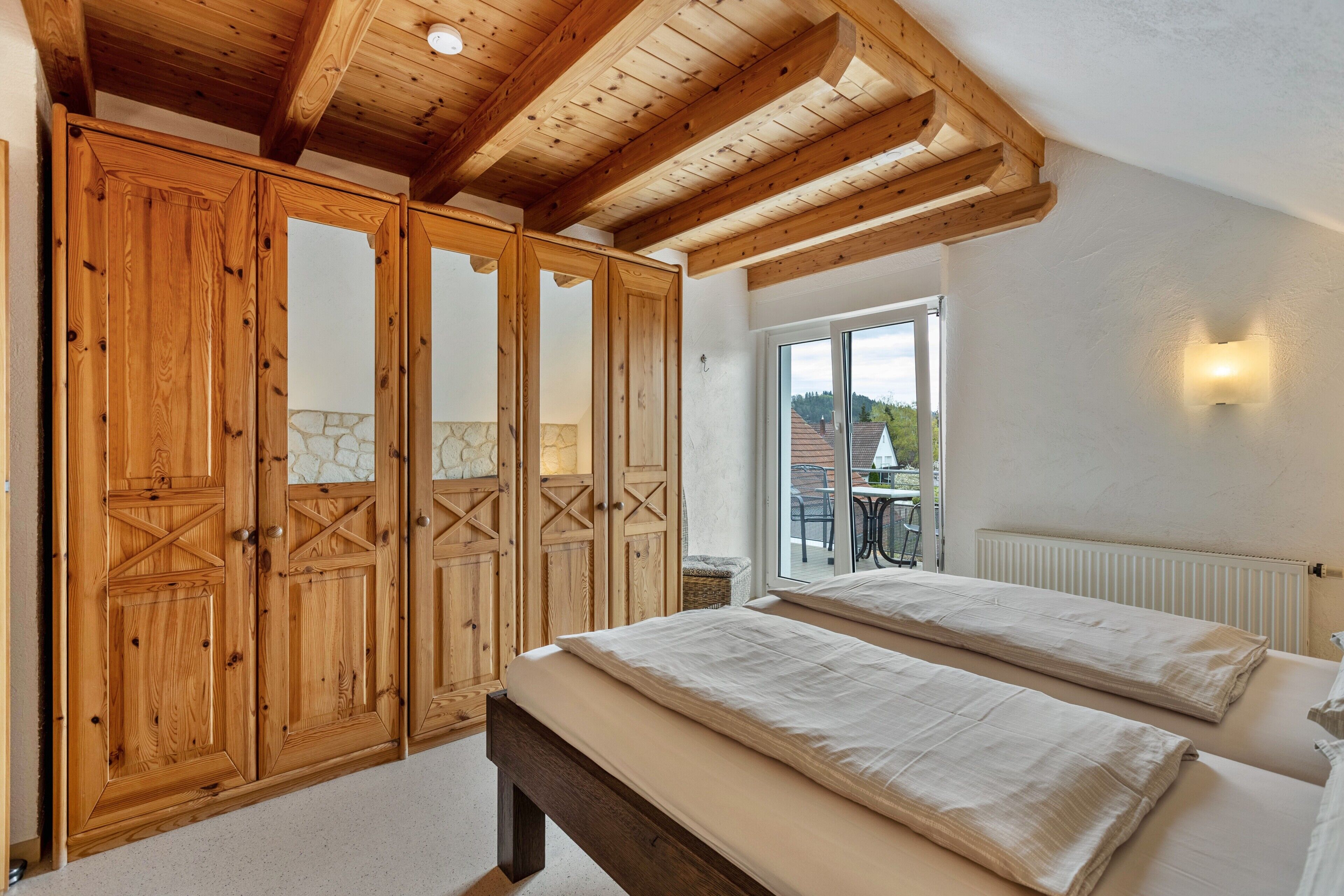 2 chambres, fer et planche à repasser, Wi-Fi gratuit, draps fournis