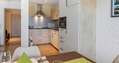 Ferienwohnung 'Im Hegau' mit Privatterrasse und Wi-Fi