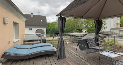 Apartamento 'Casa Verde' con vistas a la montaña y terraza privada