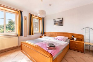 2 habitaciones, wifi gratis, ropa de cama y acceso para silla de ruedas 