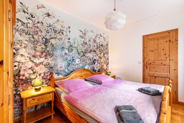 2 quartos, Wi-Fi de cortesia, roupa de cama