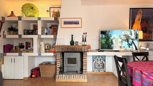 บ้านพัก, 3 ห้องนอน, สระว่ายน้ำส่วนตัว, วิวสวน | ห้องรับประทานอาหาร