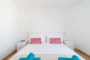 2 Schlafzimmer, Bügeleisen/Bügelbrett, Reisekinderbett, kostenloses WLAN