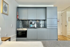 1 bedroom, iron/ironing board, free WiFi