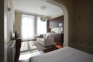 1 bedroom, iron/ironing board