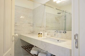 Dusche, Haartrockner