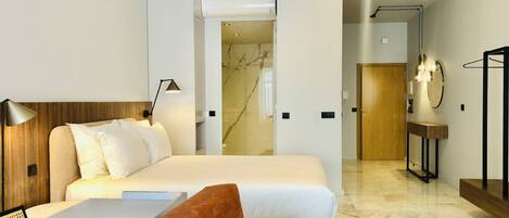 Iron/ironing board, WiFi