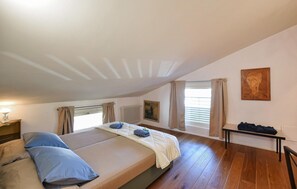 5 chambres, lit de bébé portatif, accès au Wi-Fi (inclus)