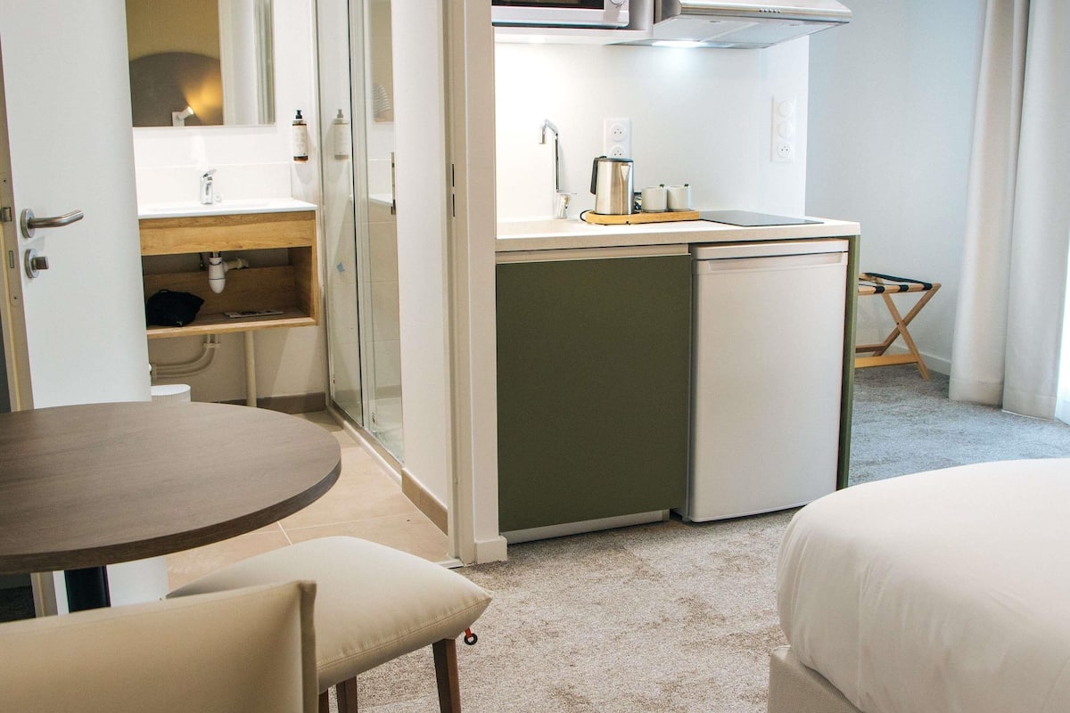 Coffres-forts dans les chambres, bureau