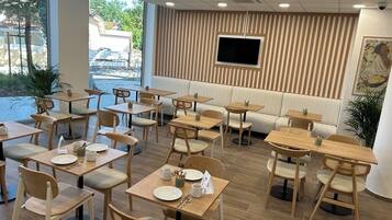 Daily buffet breakfast (EUR 14 per person)