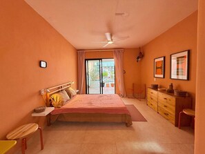 1 bedroom, desk, iron/ironing board, WiFi