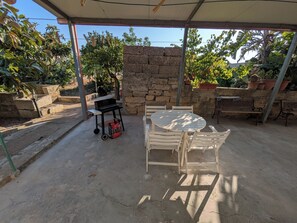 Apartment, 2 Bedrooms, Accessible, Smoking | Terrace/patio