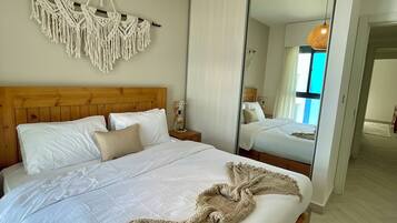 Luxury Chalet, Balcony, Sea View | 2 bedrooms, blackout curtains, iron/ironing board, free WiFi